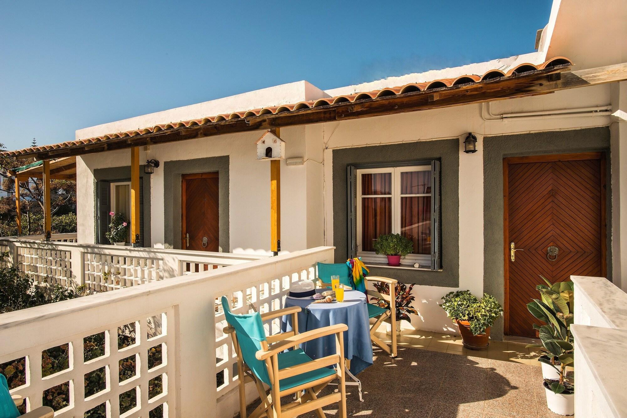 Semiramis Guesthouse Adamantas  Exterior foto