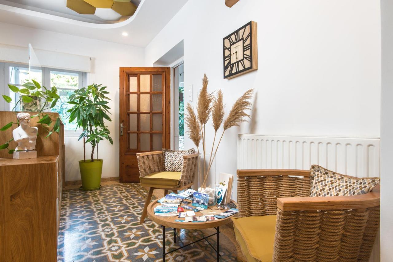 Semiramis Guesthouse Adamantas  Exterior foto